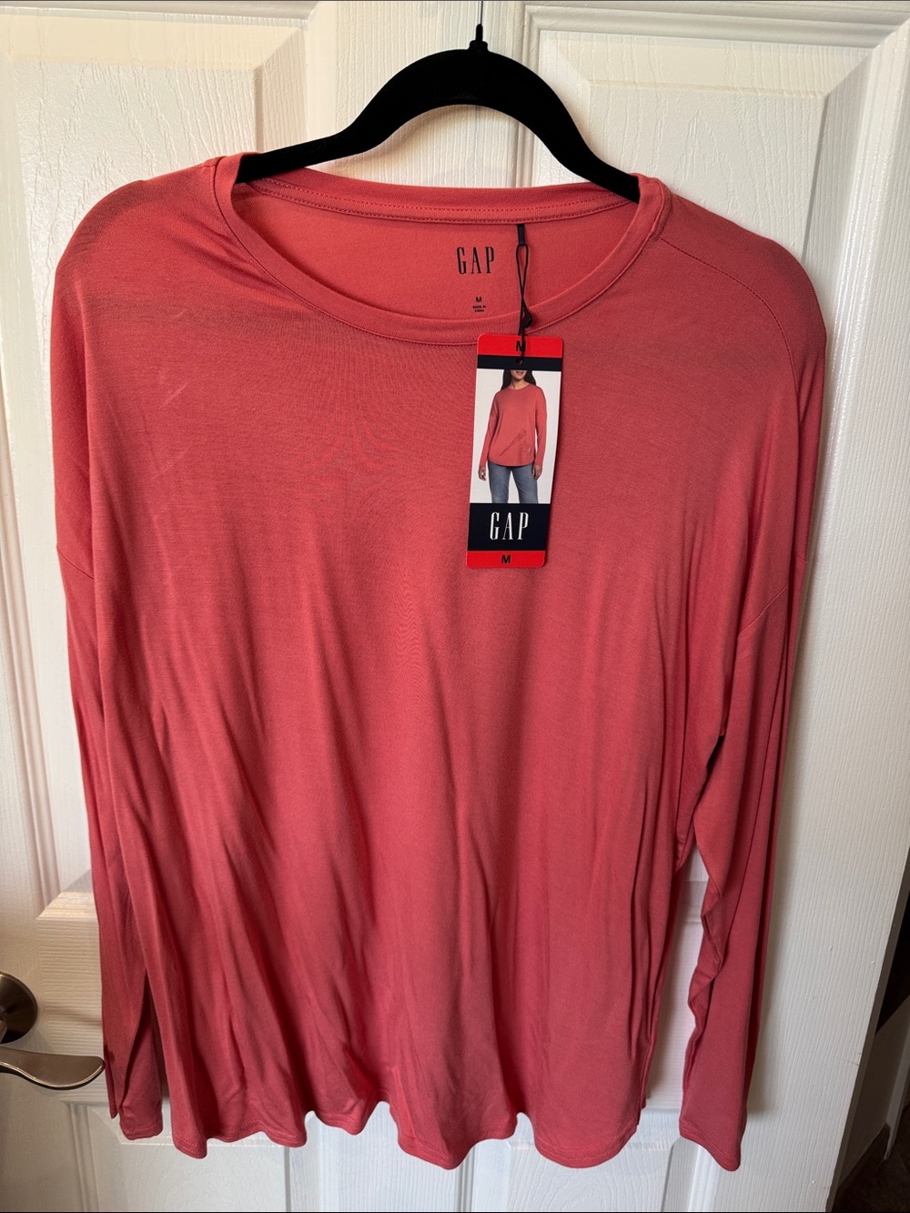 GAP super soft and comfy Long Sleeve Crewneck Top - Coral